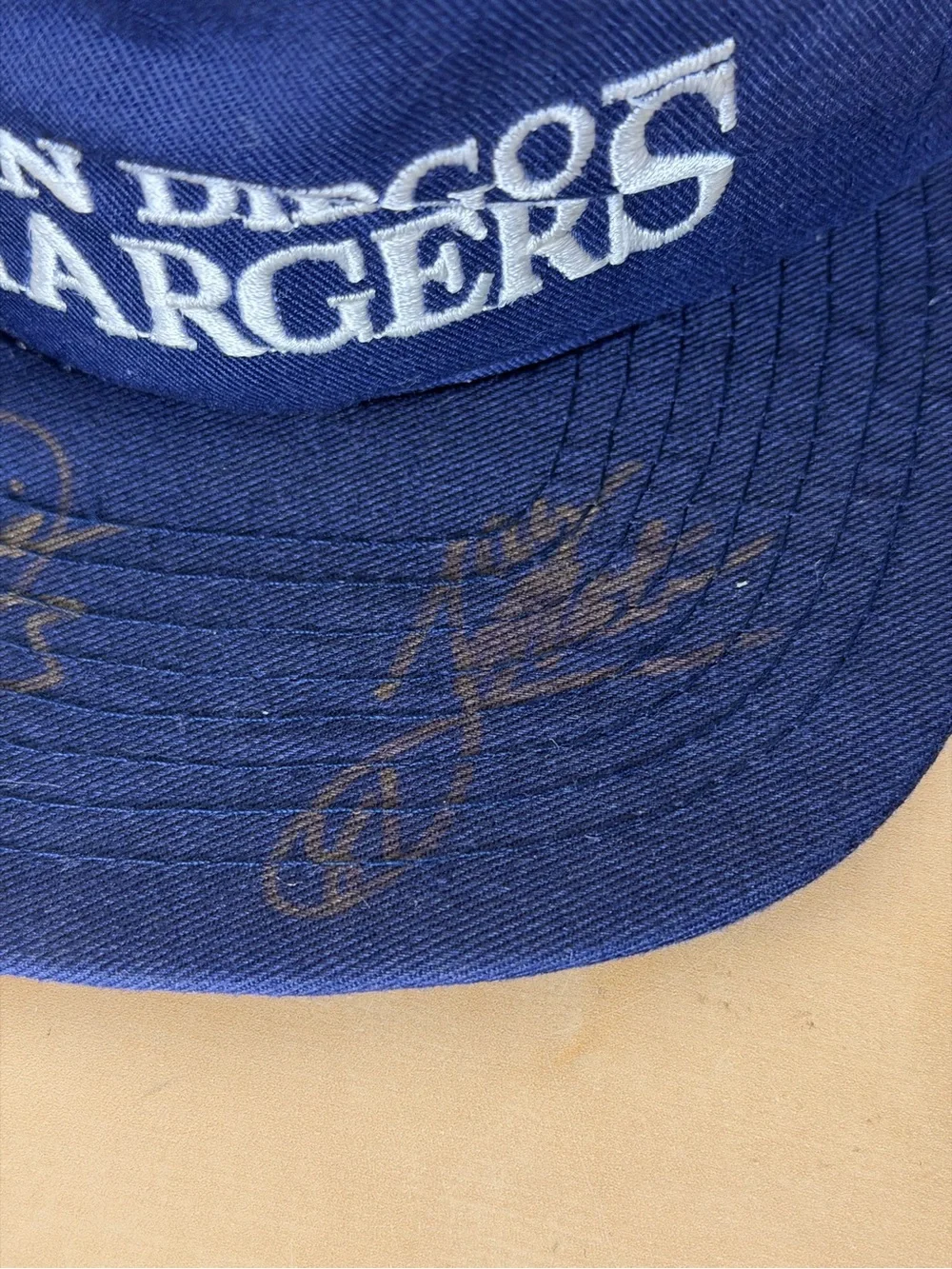 Vintage San Diego Chargers Signed NFL Pro Line Hat Davis Martin Hall Autographs